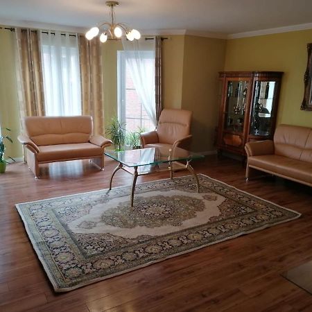 Grosses 4 Zimmer Apartment Naehe Messe Hanovre Extérieur photo