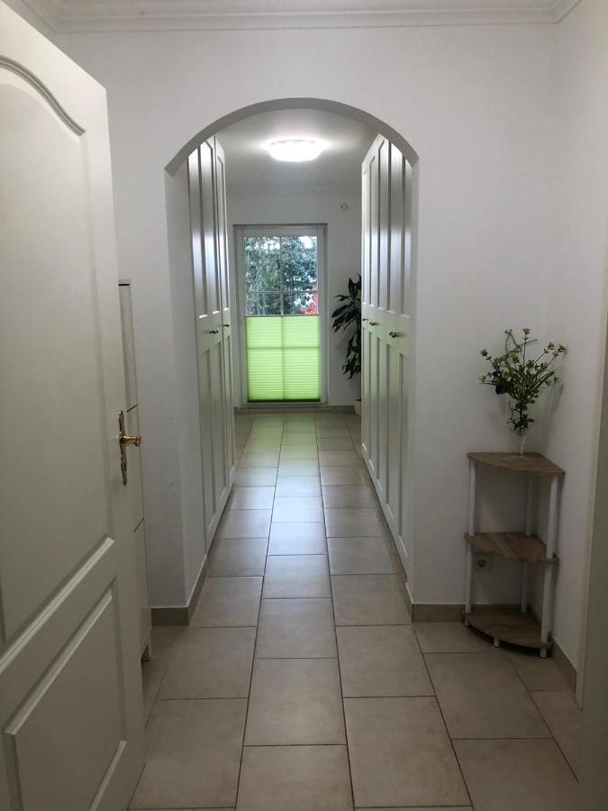 Grosses 4 Zimmer Apartment Naehe Messe Hanovre Extérieur photo